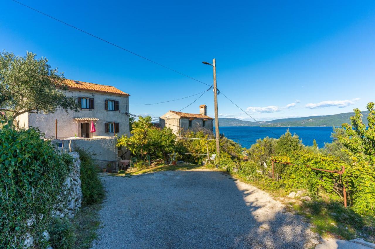 Apartmani Valun1 Exterior foto